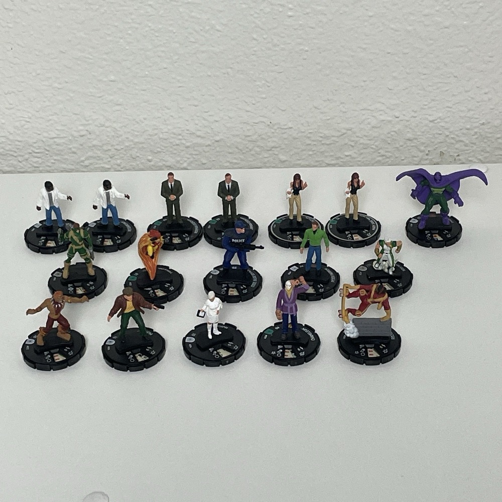 HeroClix Web of Spider-Man Lot 17 Figures Marvel Miniatures Game Pieces